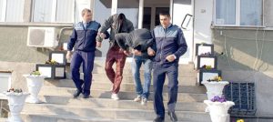 – Ziarul Argeşul - ediţia online Reţinuţi iniţial, spărgătorii au scăpat cu... amânare