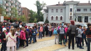 Strada Mare, plină de pitici