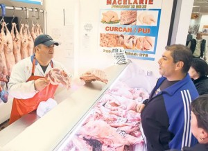 10 lei/kg, mielul cumpărat de la cioban