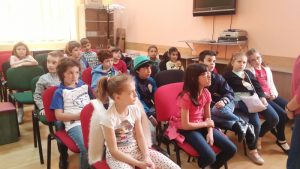 Micuţii, provocaţi să ghicească personaje din desene animate