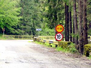 01dn7c – Ziarul Argeşul - ediţia online Restricţie de tonaj