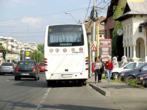 03mt – Ziarul Argeşul - ediţia online Peste stradă nu este sectorul agenţilor locali