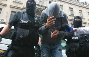 Percheziţii la suspecţi de evaziune fiscală argeşeni