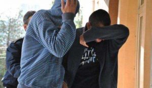 Argeşeni suspectaţi de furt