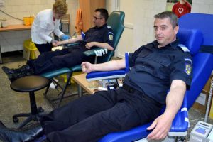 Jandarmii argeşeni donează sânge