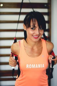 Atleta Denisa Dragomir, pe podium