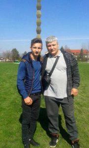 Ioniţă Mărăşescu, alături de unul dintre elevii săi – Ziarul Argeşul - ediţia online Ioniţă Mărăşescu, alături de unul dintre elevii săi