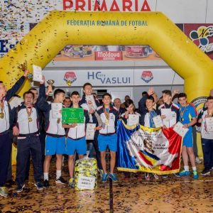 Elevii Şcolii "Mihai Eminescu" au câştigat Olimpiada Gimnaziilor la fotbal