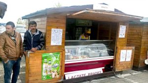 Lactate Brădet i-a tentat pe vizitatori cu reduceri 