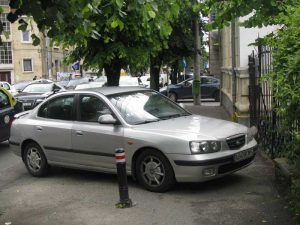 Bulevardul Republicii a rămas fără trotuare