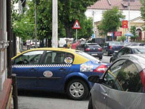 trotuare 027 – Ziarul Argeşul - ediţia online Taximetrist la cârciumă