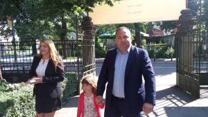 2016 ALEGERI LOCALE 23 – Ziarul Argeşul - ediţia online Narcis Sofianu, Sofia şi Andreea