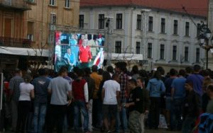 Ecran gigant la Mioveni pentru meciurile de fotbal