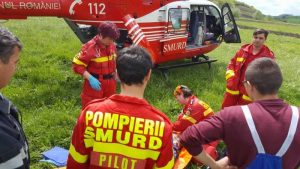Echipajul elicopterului a preluat victima