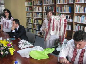 Ie din patrimoniul Muzeului Golesti