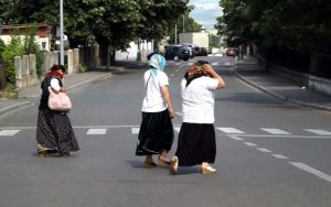 Orice v-ar propune pirandele, ocoliţi-le