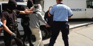 Traficanţi sub escortă