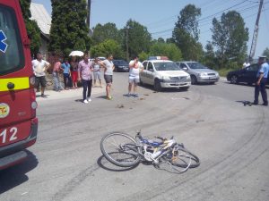 Bicicleta distrusă, rămasă la locul evenimentului 