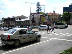 Traversarea în pas alergător – Ziarul Argeşul - ediţia online Traversarea în pas alergător