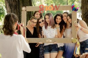 Elevi, la deschiderea proiectului