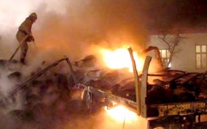 Flăcările au fost stinse după şase ore şi jumătate – Ziarul Argeşul - ediţia online