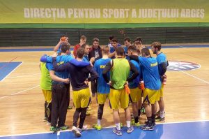 Spectacol handbalistic la Piteşti