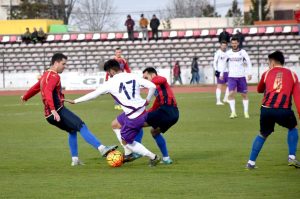 Şi alb-violeţii se reunesc astăzi