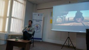 Despre dueluri şi demnitate la Centrul Cultural Piteşti