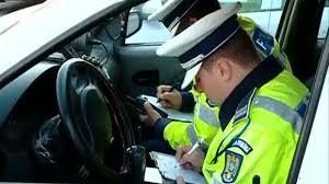 Poliţia a început să dea amenzi drumarilor