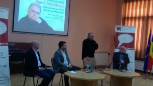 Mai avem nevoie de carte?