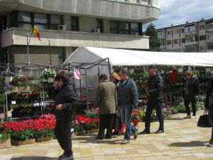 Târgul este deschis până mâine – Ziarul Argeşul - ediţia online