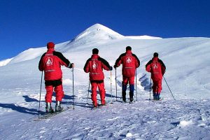 Mai mulţi salvamontişti permanenţi
