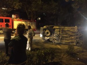 Opelul, răsturnat pe carosabil – Ziarul Argeşul - ediţia online