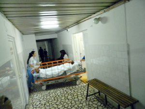 Copilul, dus la blocul operator