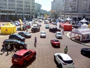 Salonul Auto cu Plictis loveşte din nou! 