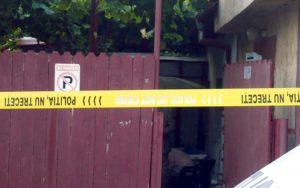 Locuinţa, izolată cu bandă de avertizare – Ziarul Argeşul - ediţia online