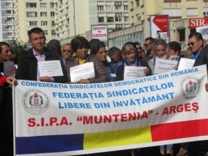 Dascălii îi scot la tablă pe... guvernanţi