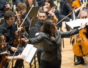 Daniela Vlădescu, pe scenă la Piteşti