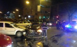 Familie rănită în accident la Piteşti