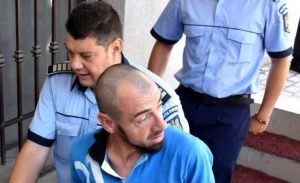 Momentul prezentării la instanţă pentru arestare – Ziarul Argeşul - ediţia online