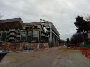 Roland Garros va străluci din nou, graţie (şi) trudei muncitorilor români