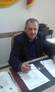 Primarul din Bughea de Jos le-a tăiat ajutoarele sociale romilor 