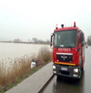 Echipaj de intervenţie la locul incidentului – Ziarul Argeşul - ediţia online